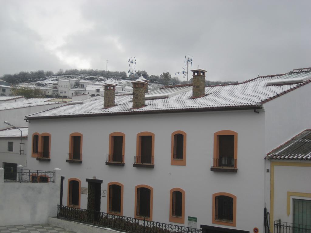 Alojamientos Rurales Los Molinos Fuentes De Leon Exterior photo